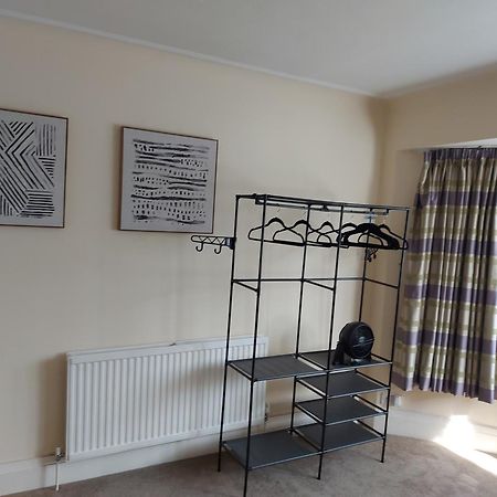 Large 4 Bedrooms Golders Green Лондон Экстерьер фото